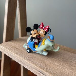 Disney Parks Mickey Minnie Mouse Dumbo Ride Pull Back Toy Figure Collectible